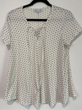 C'est La Vie Lace Up V-Neck Floral Polka Dot Top Medium Boho Geometric White